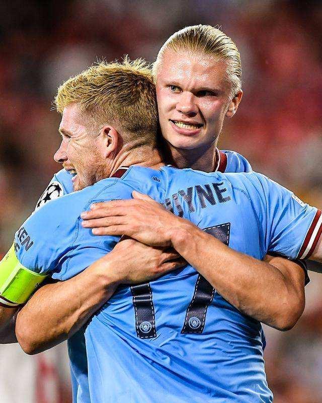 霍芬海姆1-1十人美因茨，比博绝杀被吹，科尔染红，奥尔森乌龙（霍芬海姆1-1十人美因茨：比博读秒绝杀被判无效，科尔染红，奥尔森自摆乌龙）