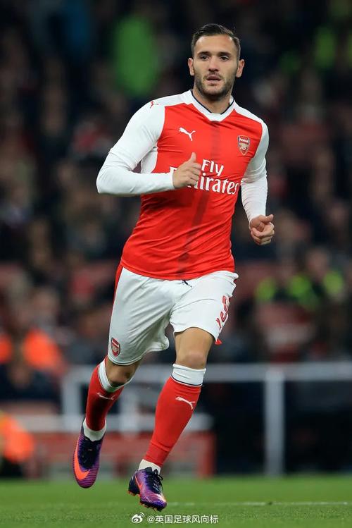 斯基拉：阿森纳正在关注铃木彩艳，有意在下个赛季引进他（斯基拉：阿森纳有意引进铃木彩艳，已将其列为下赛季目标）