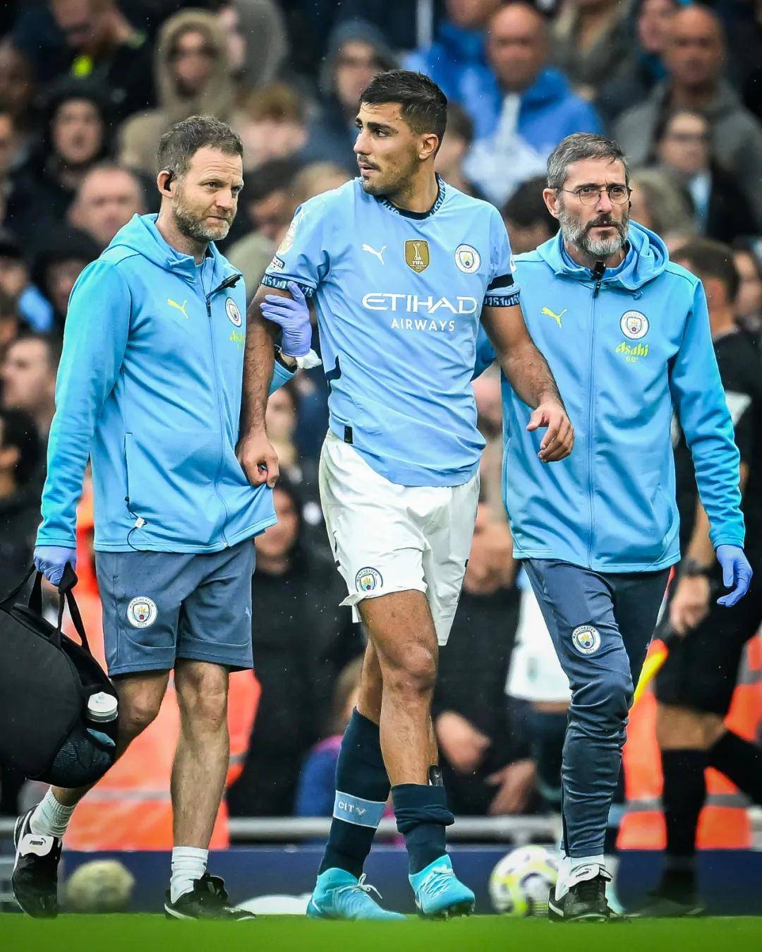 全市场：米兰正在寻找中锋，有意菲尔克鲁格和瑟洛特（全市场：米兰寻觅中锋，菲尔克鲁格、瑟洛特成候选）