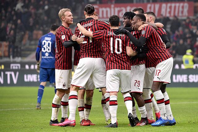 意媒：斯帕莱蒂想买中场，目标弗拉泰西、泽林斯基或法乔利（意媒：斯帕莱蒂寻求中场补强，瞄准弗拉泰西、泽林斯基与法乔利）