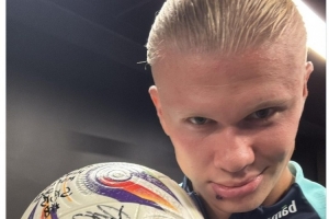 红牌决定比赛走向（红牌左右比赛走势）